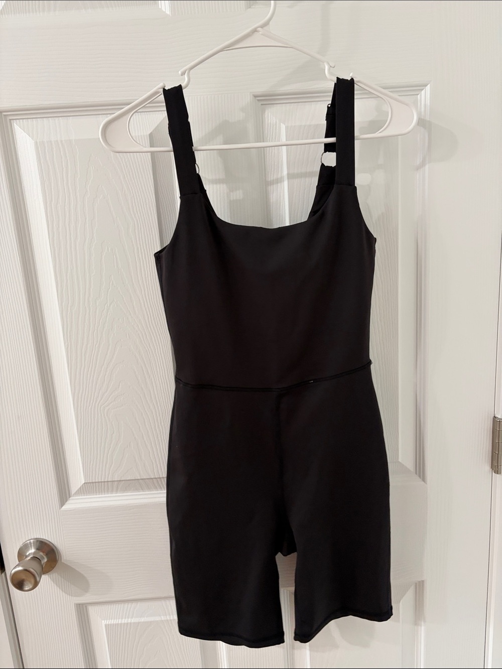 Women’s Black Sleeveless Short Romper Jumpsuit